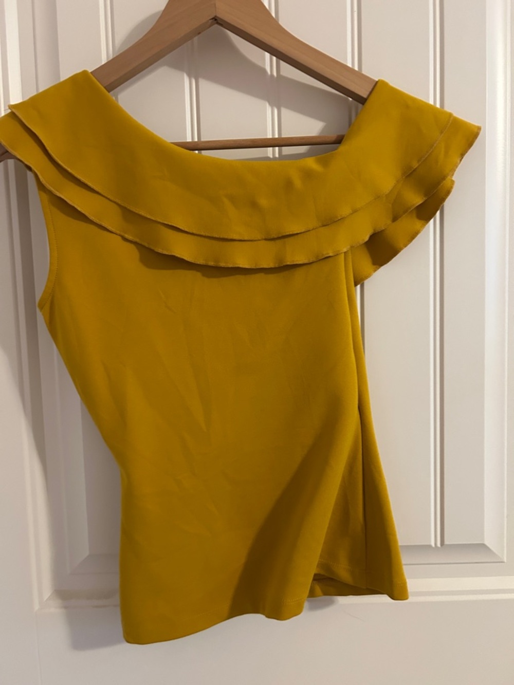 bebe Mustard Yellow One-Shoulder Ruffle Top - Picture 3 of 3